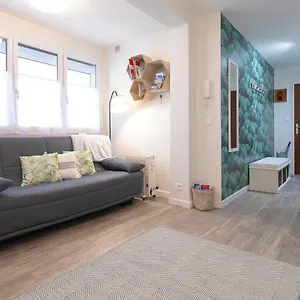 https://le-studio-annecy.hotels-rhonealpes.com